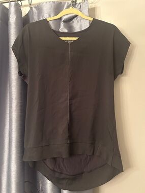 Chico's Black Short-Sleeve Layered Hem Blouse